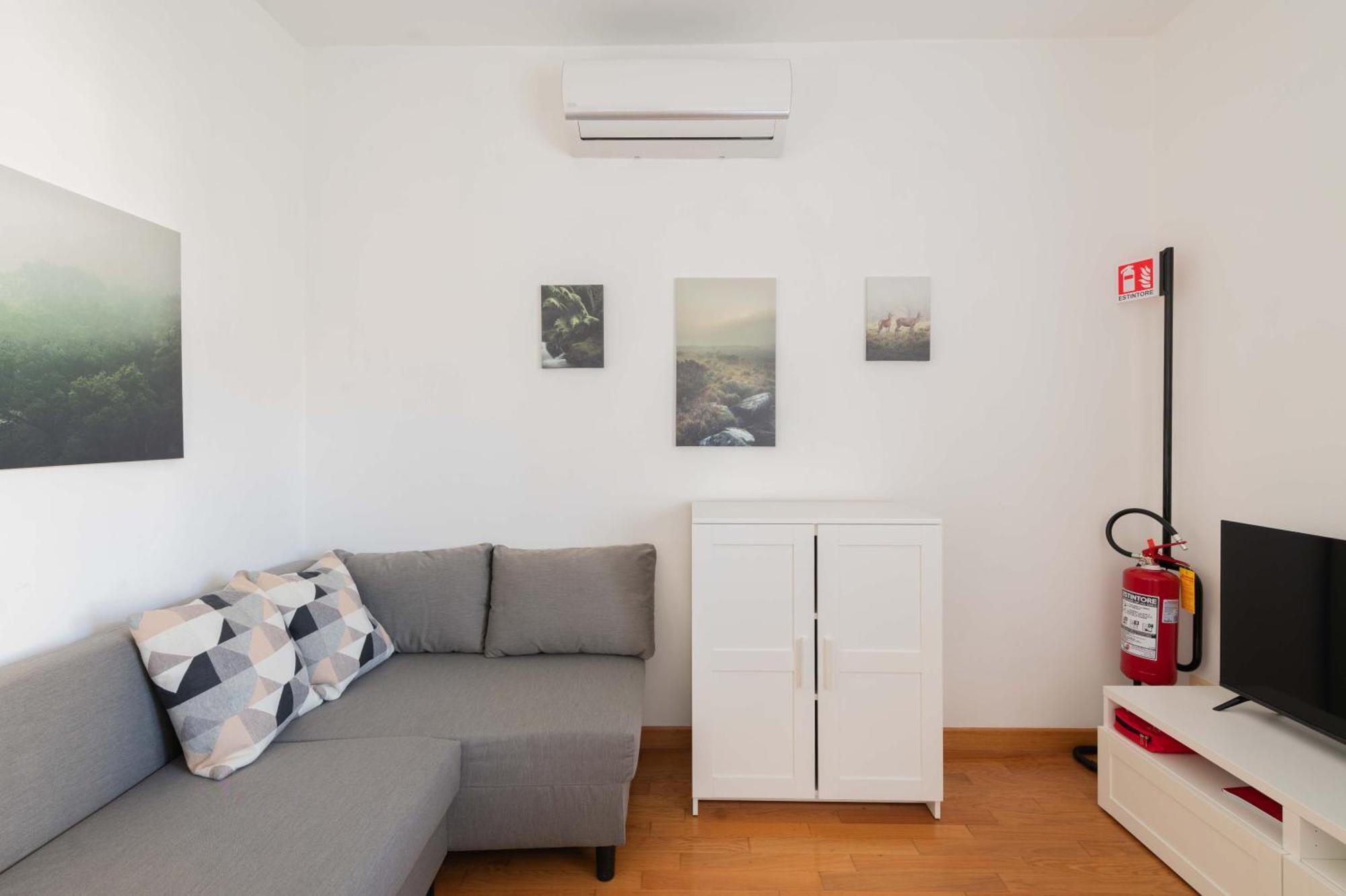Loverhome Apartment 3 โรม ภายนอก รูปภาพ