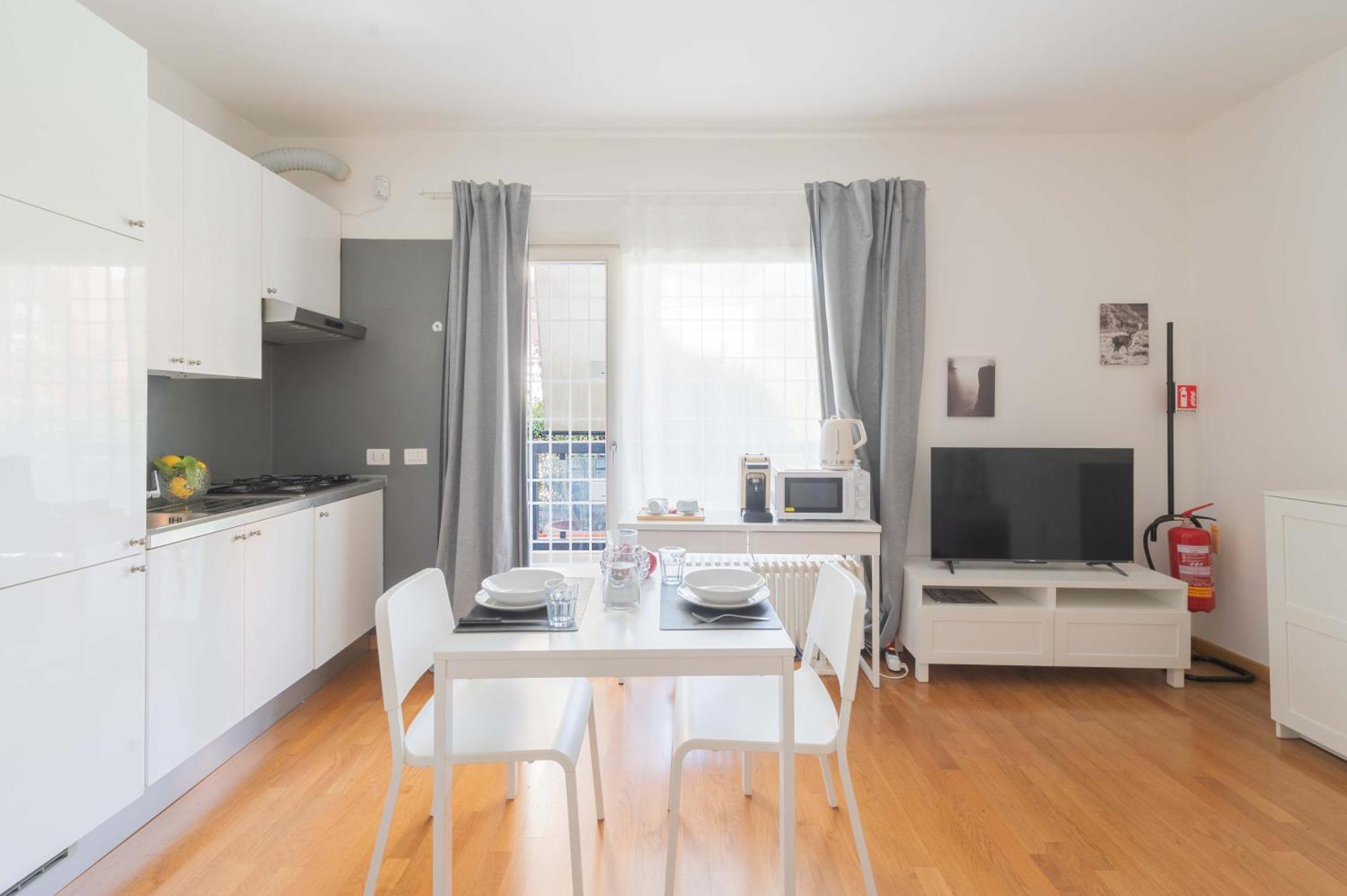 Loverhome Apartment 3 โรม ภายนอก รูปภาพ