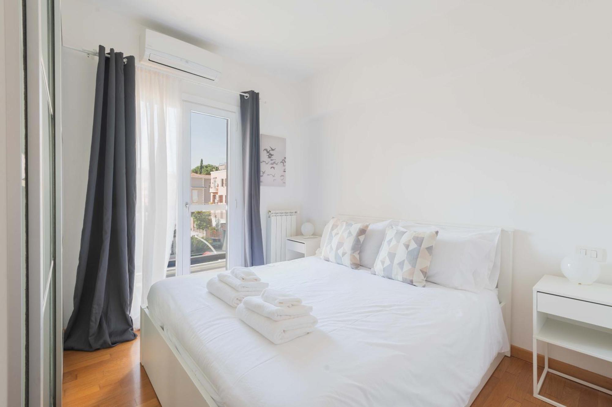 Loverhome Apartment 3 โรม ภายนอก รูปภาพ