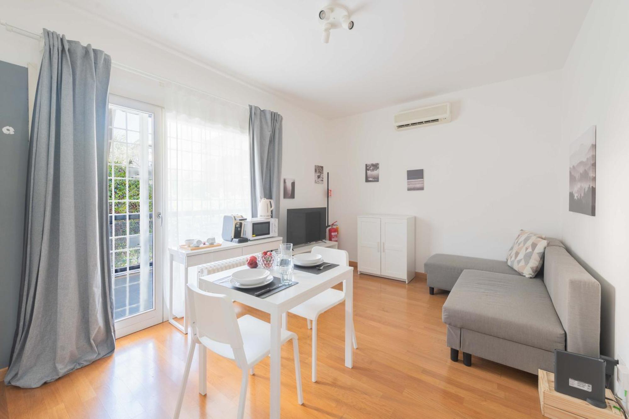 Loverhome Apartment 3 โรม ภายนอก รูปภาพ