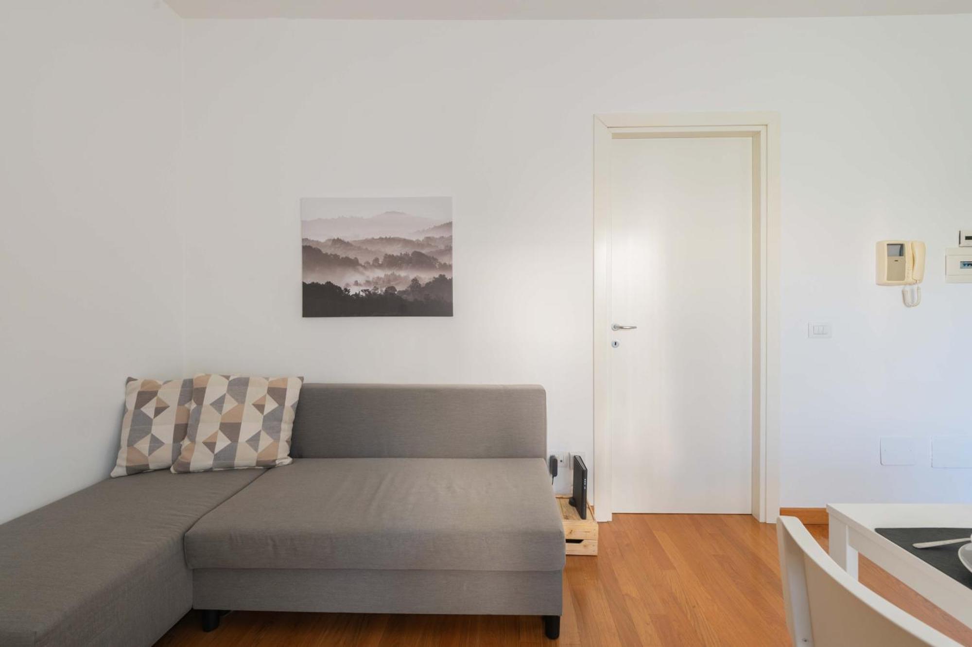 Loverhome Apartment 3 โรม ภายนอก รูปภาพ
